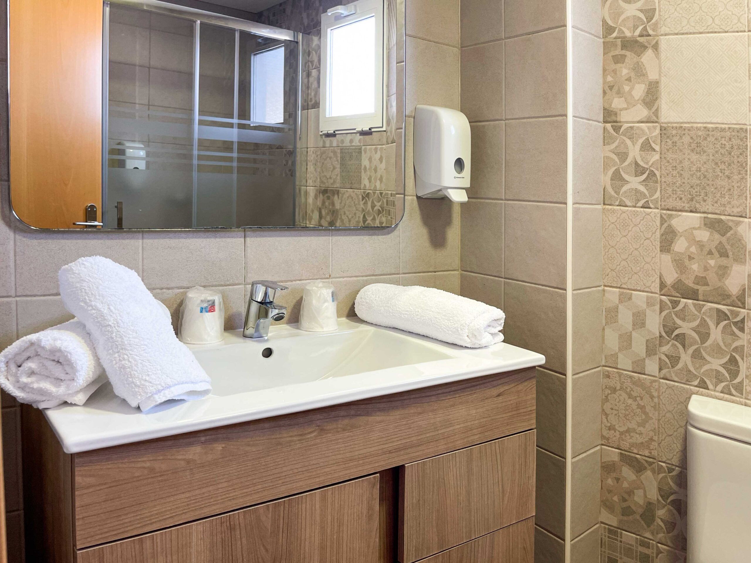 HB-TRIPLE-Baño-2